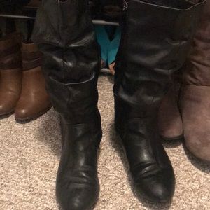 Black size 10w slouch boots